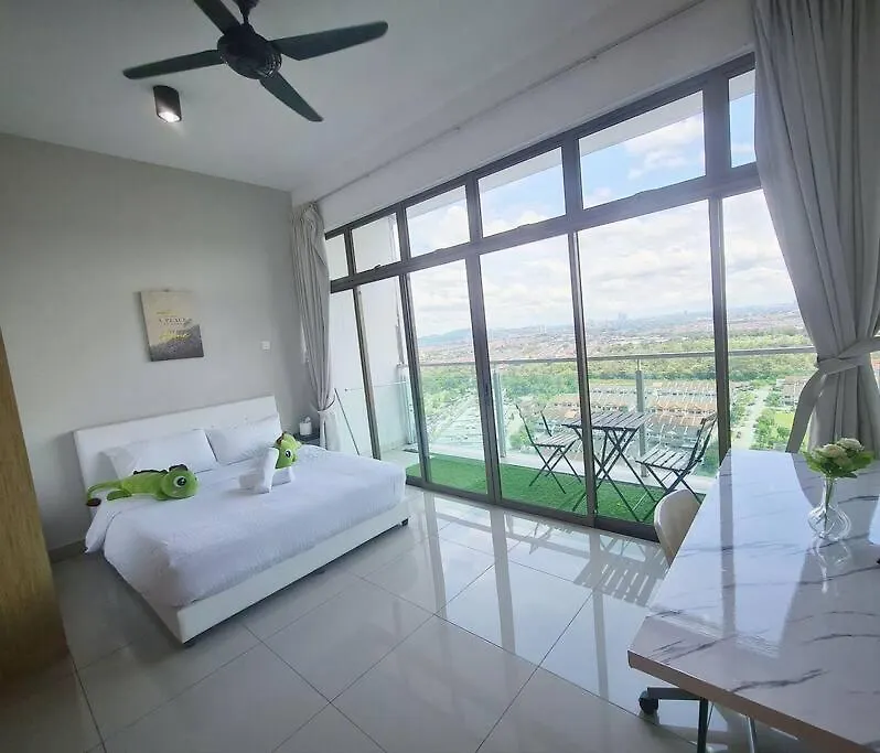 ג'והור בהרו Lovely Studio City View Balcony Palazio Mount Austin By Gdragon Homestay מלזיה